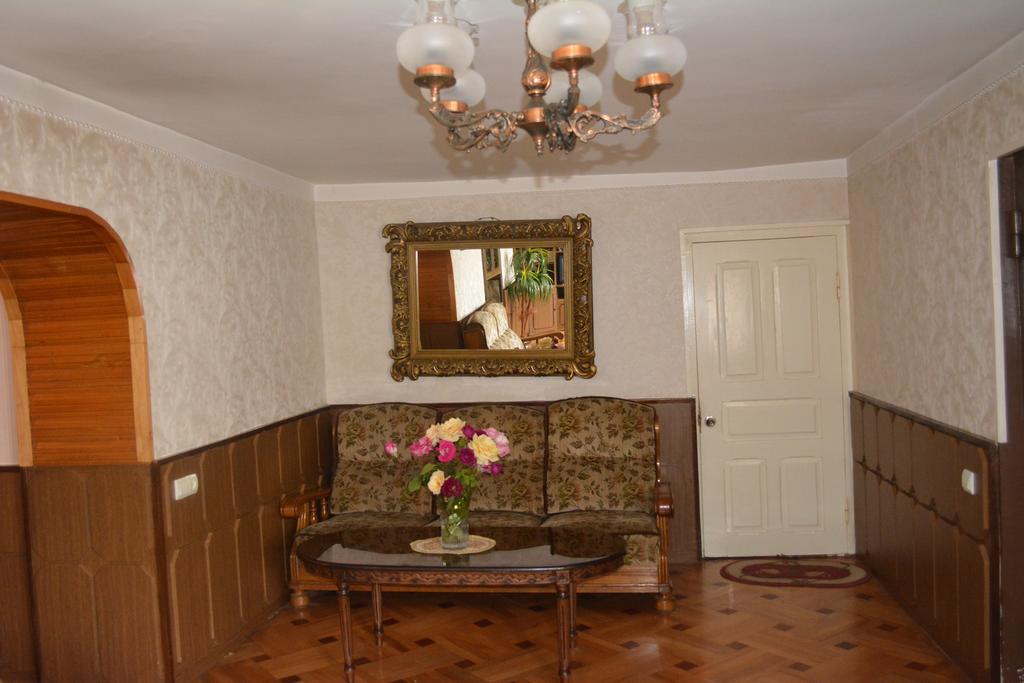 Guesthouse Giorgi Telavi Exterior foto